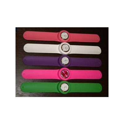 Wholesale Colorful Slap-on Silicone Rubber Strap Watches Snap Watch-Cheapest price
