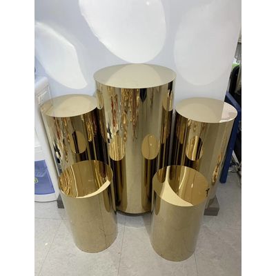 Set of 5 Pieces Shiny Gold Sweet Candy Table Stand For Wedding