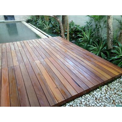 Hardwood deck of Ulin or Itauba