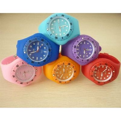 Silicone Coin Purse, Silicone Watch, Silicone Bracelet Trade Leads 