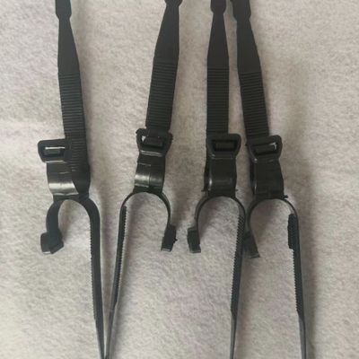 Cross-shaped cable ties