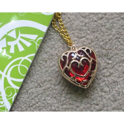 2015 Best Selling Cosplay The legend of Zelda Red Crystal Necklace