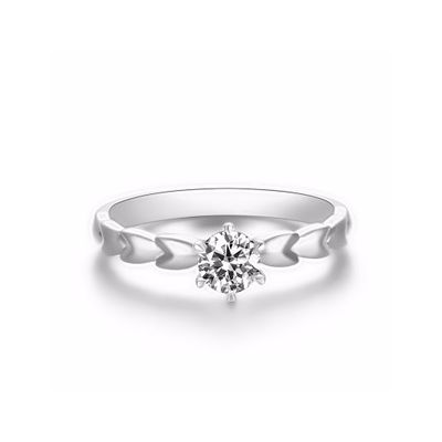Engagement ring exquisite zircon ring