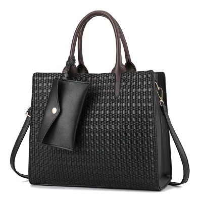 Women handbag designer and manufacturer 12630