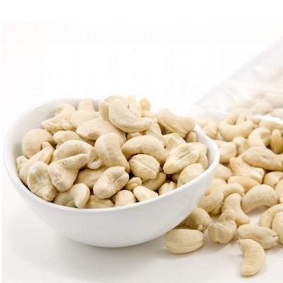 Fresh Cashew Nuts w320 w240/ Organic cashews/ unshelled cashew