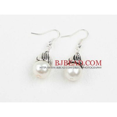 Fashion Style White Shell Beads Dangle Earrings