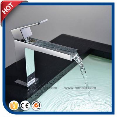 Waterfall Basin Faucet Single Lever Bathroom Basin Faucet (HC12051)