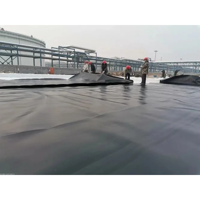 China factory making 0.5mm 1mm geomembrane basin GM13 geomembrane agricultural irrigation