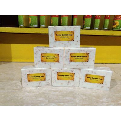 Honey Oatmeal Soap with goats milk - 135g