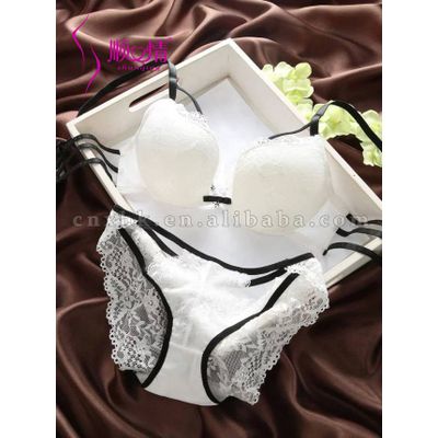 BEIZHI Hot Design Fancy Women Panties And Bra Set C Cup Bra And Brief Sets  Sexy Lingerie