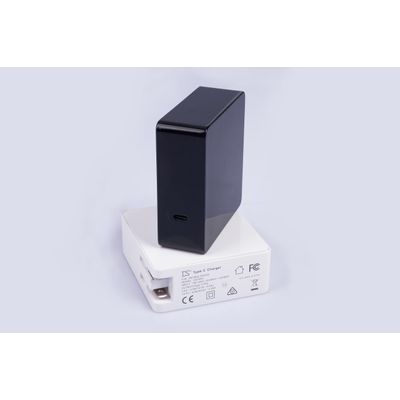High quality 60W max type C power adapter