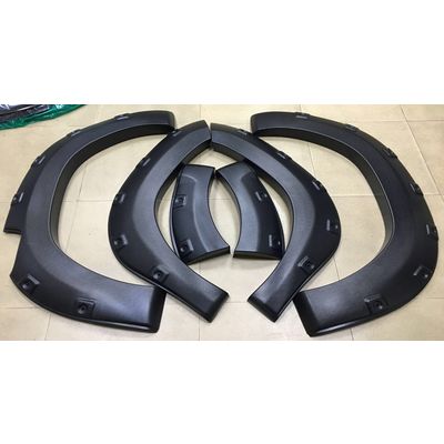 Pokcet style wheel arch fender flares for 15-17 hilux REVO