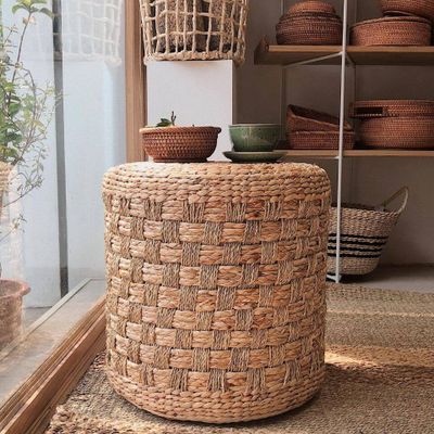 Water Hyacinth Seagrass Round Pouf