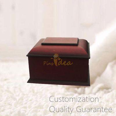 Two-tones Matte Cherry Traditional Pet Funeral Supplies Wooden Pet Cremation Ashes Holder Urn Box