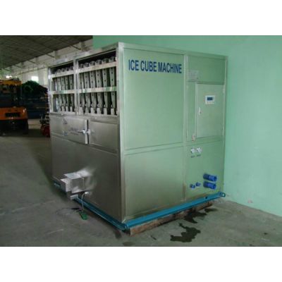 cube ice machine HLC-2T clean sanitary used in