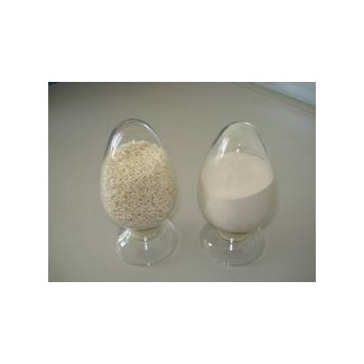 yellowish gelatin granular or powder