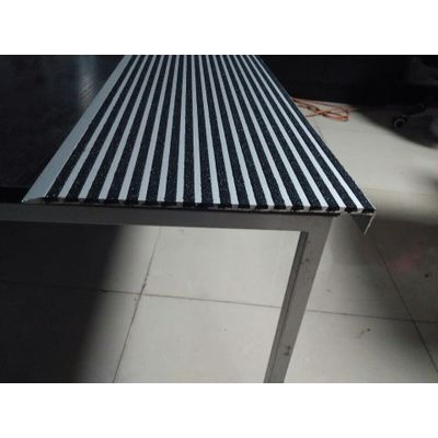276mm wide carborundum aluminum stair nosing strips