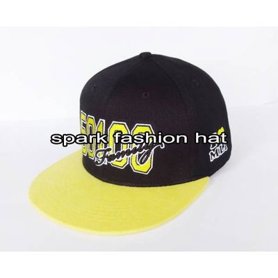 Fashion contrasting cotton snapback hat with embroidery logo