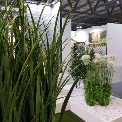 Green Artificial plants