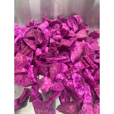 Freeze Dried Dragon fruit from Vietnam, High Quality 100% Natural, manufacture vietnam best quality