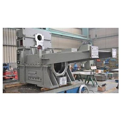 Fabricahtion and machining work of steel frame for papermaking machine