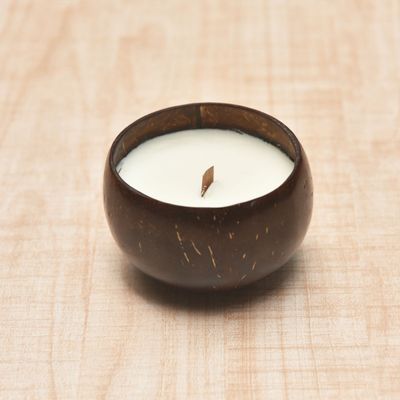 Natural unscented and scented coconut shell candles