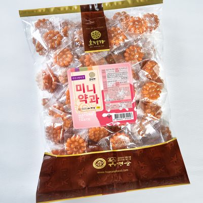 Hojeongga Glutinous Rice Mini Yakgwa (Deep-fried Honey Cookie) 1kg