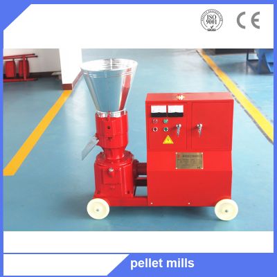 Poultry farm feed pellet mills granulator machine with diesel motor for USA market