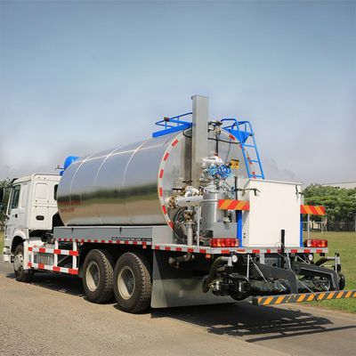 road building asphalt bitumen distributor truck bitumen sprayer vehicle