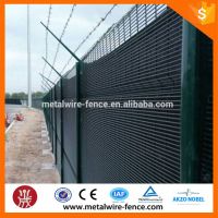 shengxin direct high security green powder/pvc coated anti climb fence for military thumbnail image