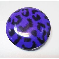 Round plastic pocket mirror with leopard pattern thumbnail image