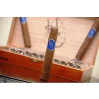H.E Cigars - Robusto thumbnail image