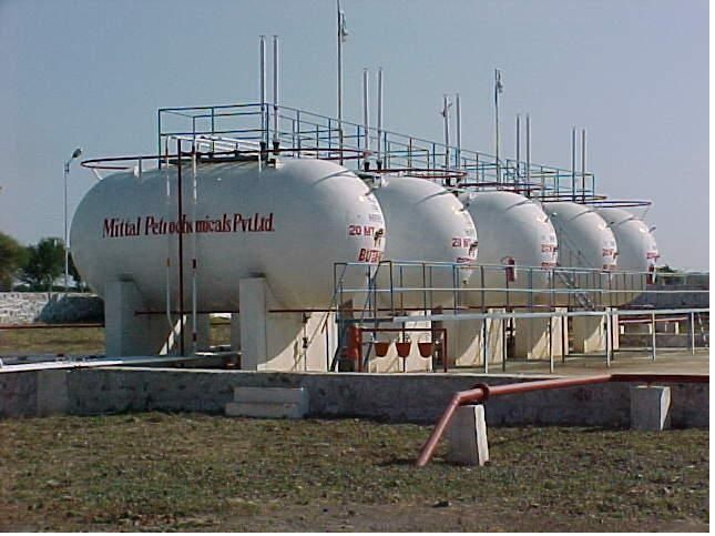 Gas Tank Installation logo